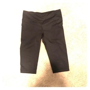 Victoria’s Secret sport. Capris